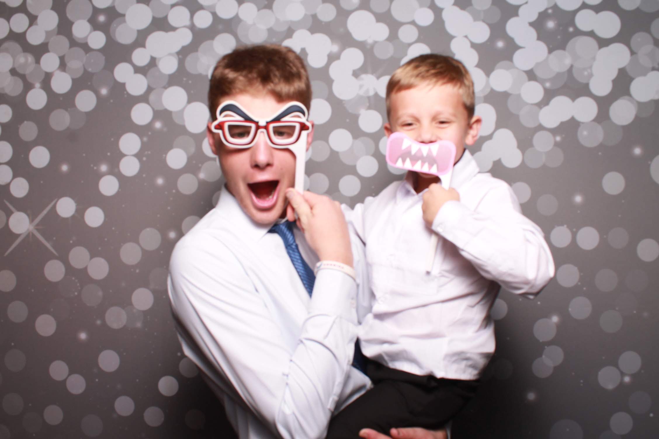 Lindsey Adams Reception at The Madison | View more photos from the event at gallery.photoboothcincy.com/u/PhotoBoothCincy/Lindsey-Adams-Reception-at-The-Madison